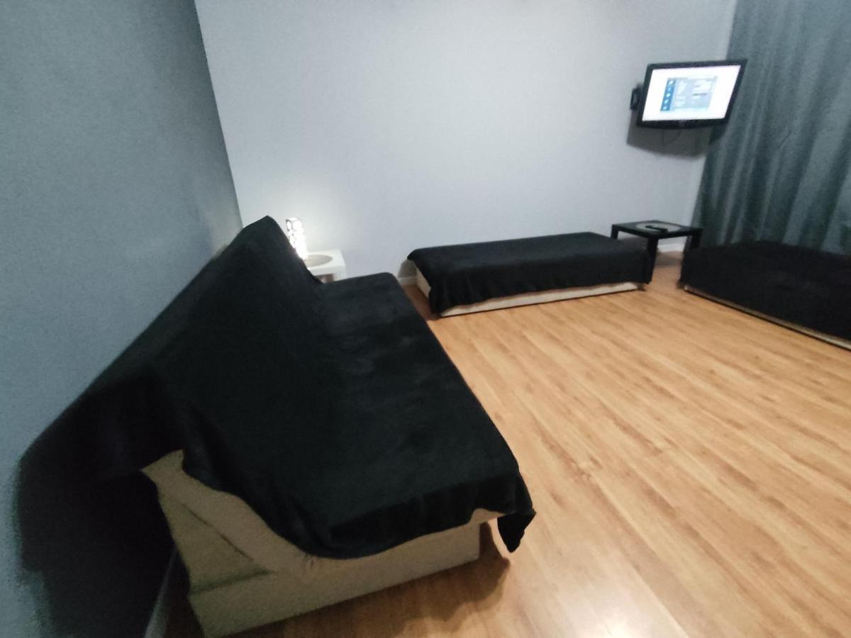 3030 Jana Spychalskiego 32 - Tanie Pokoje W Apartamencie - Samodzielne Zameldowanie - Self Check In Posen Exterior foto